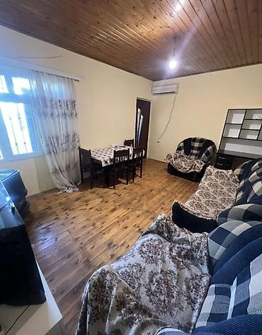 əmircanda: 2 otaqlı ev – mətbəx və yataq otağı ilə. Evde həə sarayet var kancaner — 8