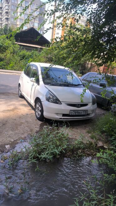купить в рассрочку стиральную машину: Honda Fit: 2003 г., 1.3 л, Автоматические, Бензин