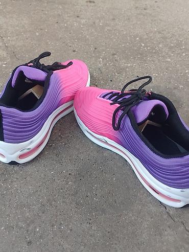 Women's Sneakers and athletic shoes: Patike za trčanje/rekreaciju – roza‑ljubičaste - Dinamičan gradijent — 4