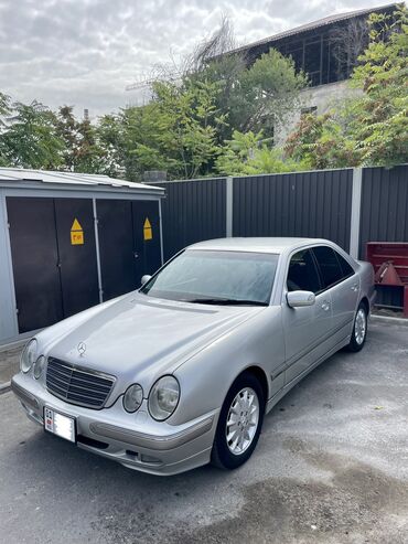мерс 2000 года: Mercedes-Benz E-Class: 2000 г., 2.6 л, Автомат, Бензин, Седан