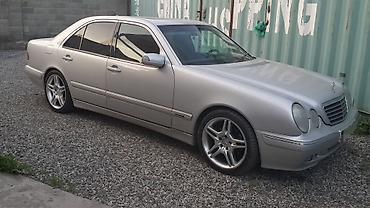 x class: Mercedes-Benz E-Class: 2001 г., 4.3 л, Автомат, Бензин, Седан — 2