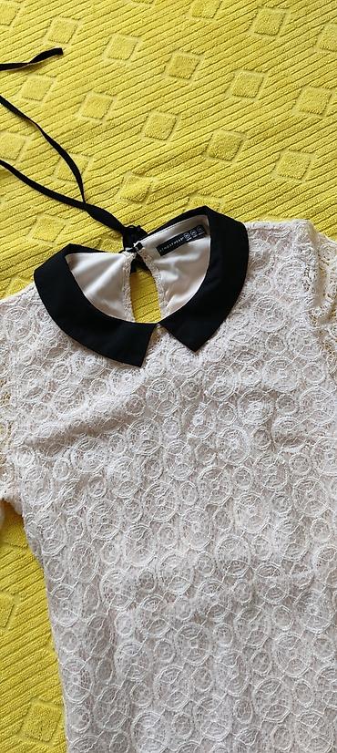 binarni sat: Prelepa bluza - tunika od čipke,brenda ATMOSPFERE, sa crnom kragnom — 5