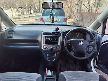 Honda: Honda Stream: 2001 г., Автомат, Бензин, Минивэн — 8