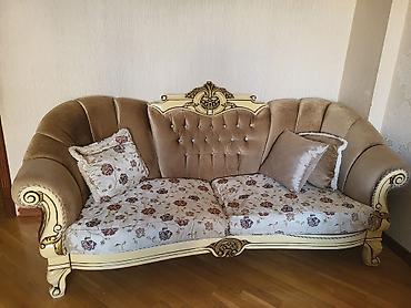 Mebel: İşlənmiş, Klassik divan, Divan, Bazasız, Açılmayan — 2