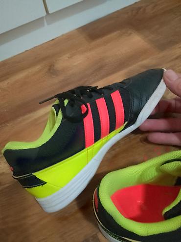 Kopačke: Adidas Sala patike za fudbal br 38 - Model: Adidas Sala (oznaka — 6