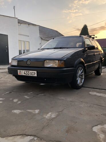 набор ключей для автомобиля цена бишкек: Volkswagen Passat: 1993 г., 1.8 л, Механика, Бензин, Универсал