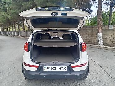 Kia: Kia Sportage: 2 l | 2011 il Krossover — 4