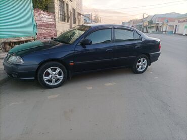 Toyota: Toyota Avensis: 2001 г., 1.8 л, Автомат, Бензин, Седан