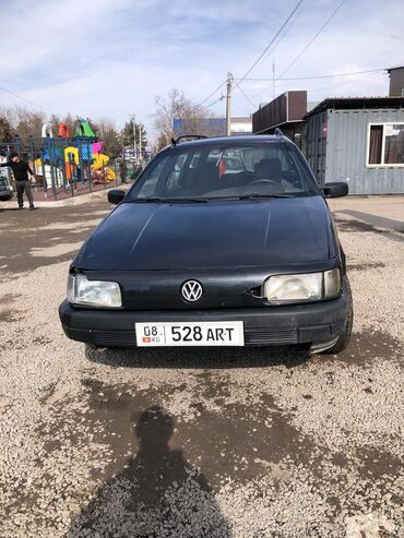 мол булак кара балта: Volkswagen Passat: 1993 г., 1.8 л, Механика, Бензин, Универсал