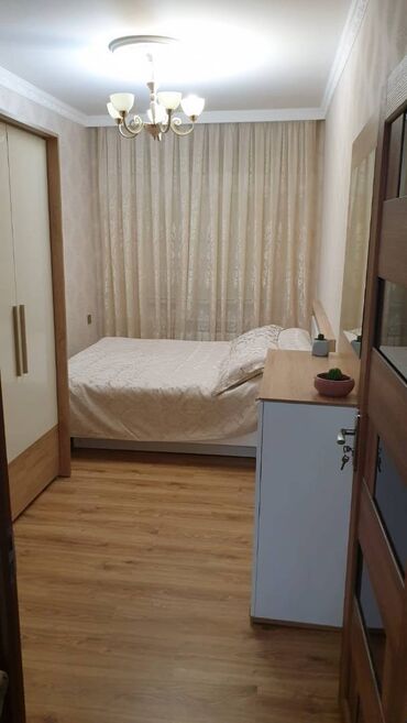 Uzunmüddətli kirayə mənzillər: 9 mkr,Göz xəstəxanası ilə üzbəüz,5 mərtəbənin,4-cü mərtəbəsində.2 — 13