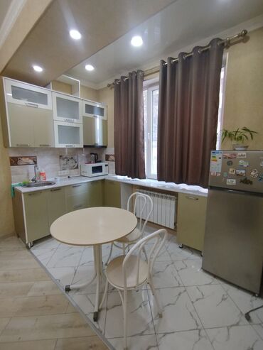 бишкек квартира васток 5: 2 комнаты, 50 м², Элитка, 1 этаж, Евроремонт
