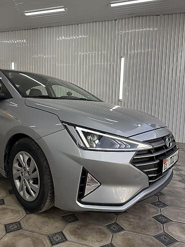 Унаа сатуу: Hyundai Avante: 2019 г., Седан — 2