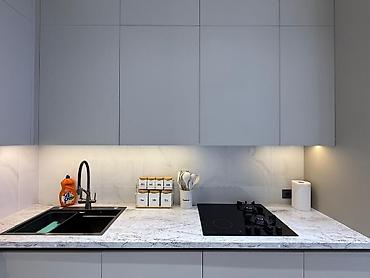 Посуточная аренда квартир: 3 комнаты, Домофон, Душевая кабина, Постельное белье — 8