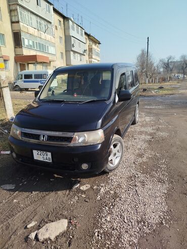 хамер машина: Honda Stepwgn: 2004 г., 2.4 л, Автомат, Газ, Вэн/Минивэн