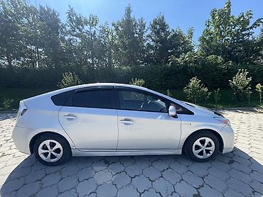 byd e1: Toyota Prius: 2013 г., 1.8 л, Вариатор, Гибрид, Универсал — 4