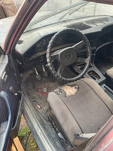 Продажа авто: BMW 5 series: 1980 г., Механика, Седан — 4