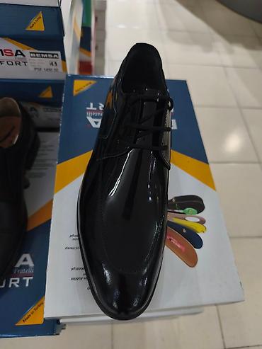 Ayaqqabılar: Kişilər üçün qara rəngli ayaqqabı kolleksiyası - Ümumi dizayn — 22