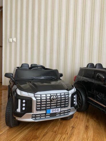 большие детские машины на аккумуляторе: Детский электрокар, Б/у