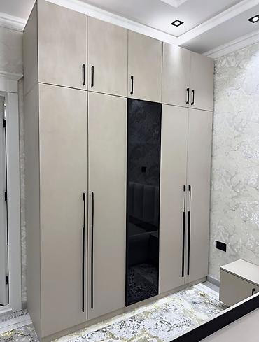 Məhsul: Yataq otağı üçün modul qarderob sistemi - Dizayn: Minimalist