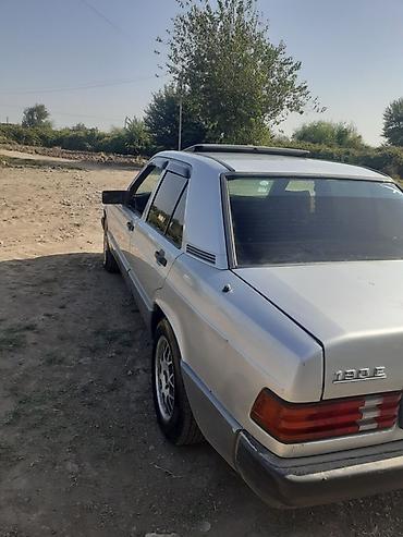 mercedes vito салон: Mercedes-Benz 190E (W201) sedan - Rəng: gümüşü - Kuzov: 4 qapılı — 1