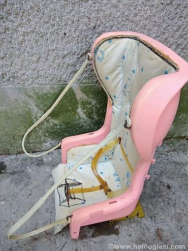 Ostale dečije stvari: Plasticno sedište za decu od rođenja do 13 kg ili 12 meseci (grupa — 21