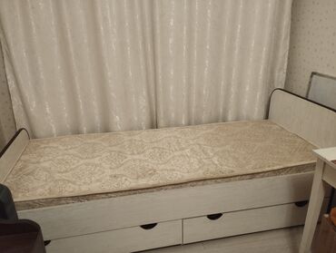 Односпальные кровати: Кровать б/у односпальная
