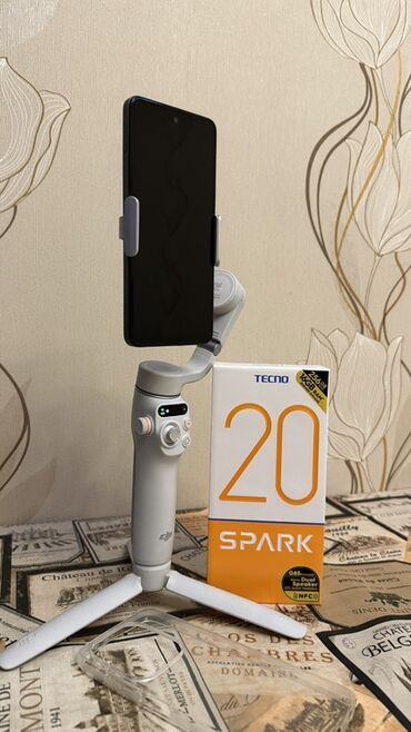 ses guclendirici satilir: Tecno Spark 20, 256 ГБ