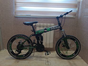 Uşaq velosipedləri: İşlənmiş İki təkərli Uşaq velosipedi Adidas, 20", sürətlərin sayı: 21, Ünvandan götürmə, Ödənişli çatdırılma