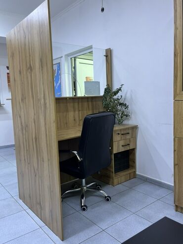 маркерная доска для дома: Компьютердик үстөлү, Бурчтуу, ЛДСП