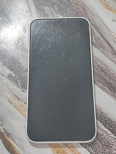 iphone 11 kac manat: IPhone 11, 128 GB, Gümüşü, Simsiz şarj — 2