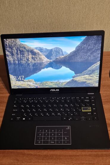 asus çanta: İşlənmiş ASUS Vivobook, 14 ", Intel Celeron, < 128 GB, Ünvandan götürmə