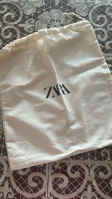 ağ rezin çəkmələr: Zara, Ölçü: 40, rəng - Qırmızı, Yeni