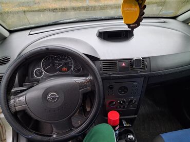 Opel: Opel Meriva: 1.7 l | 2003 г. 218416 km MPV Body Type na lalafo.rs — 5 Opel: Opel Meriva: 1.7 l | 2003 г. 218416 km MPV Body Type — 5