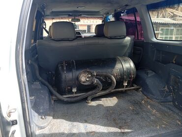 домкраты для авто: Toyota Land Cruiser Prado (J90) 5‑дверный внедорожник, левый руль