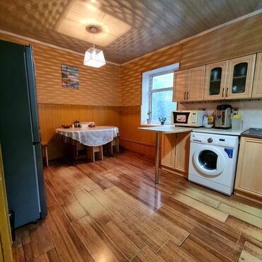 срочно продается дом кызыл аскер: 58 м², 4 комнаты, Старый ремонт Без мебели, Кухонная мебель