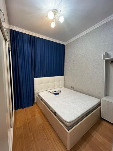 Uzunmüddətli kirayə mənzillər: Xırdalam kristal 1de 14/11ri 3 otaq metbext studio kiraye menzil — 5