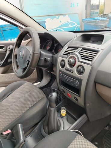 Renault: Renault Megane: 1.5 l | 2004 г. 204287 km Hečbek — 7