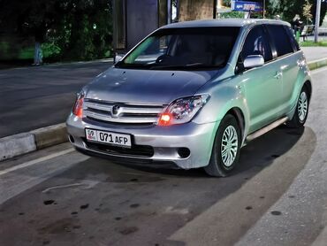 разбор акорд: Toyota ist: 2002 г., 1.5 л, Автомат, Бензин, Универсал
