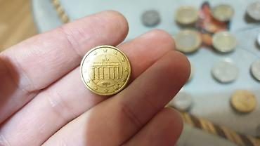 pulla: Hamısı birlikdə 10 azn Müxtəlif ölkələrə aid qarışıq sikkə — 4