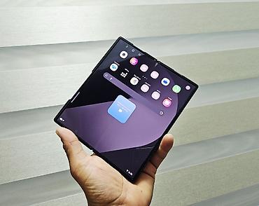 samsung galaxy fold2: Samsung Galaxy Z Fold6, Б/у, 256 ГБ, цвет - Черный, 1 SIM, 2 SIM, eSIM — 8