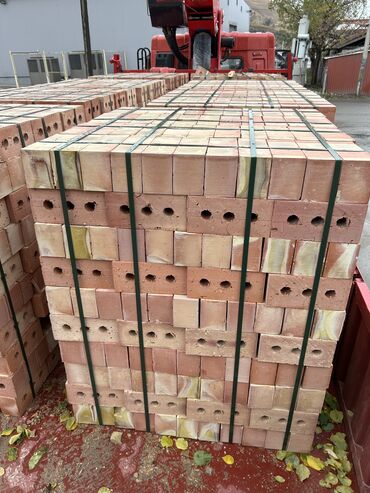 куплю дрова в мешках: Продаём кирпичи производства Чуй! Доставка по городу в удобное для вас