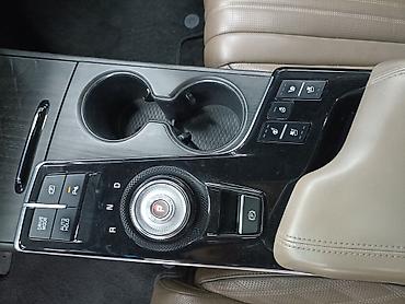 byd e6: Kia K8: 2022 г., 1.6 л, Автомат, Гибрид, Седан — 8