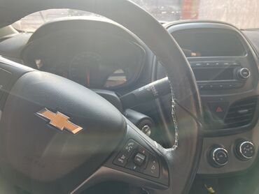 Chevrolet: Chevrolet Spark: 2019 г., Вариатор, Бензин, Хэтчбэк — 3