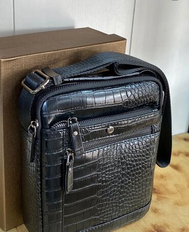 кожаный чехол: Классикалык сумка, Материалы: Жасалма булгаары, Чөнтөктөрү көп, Эркектердики