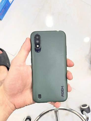 nokia 3310 satilir: Samsung Galaxy A01 Core, rəng - Yaşıl, Qırıq — 6