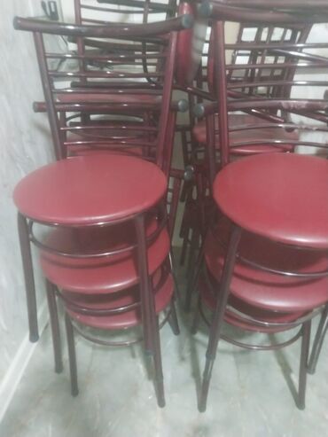 stul masa: Resdoran kafe ve metbext ucun.30 eded teze kimi stul.Qiymet _20_azn