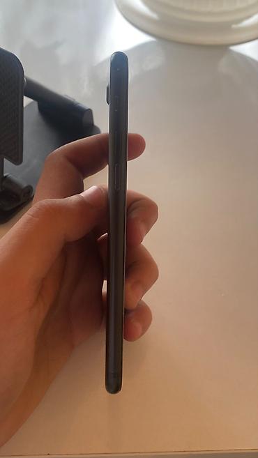 iphone ag: IPhone 7, 32 GB, Qara — 6