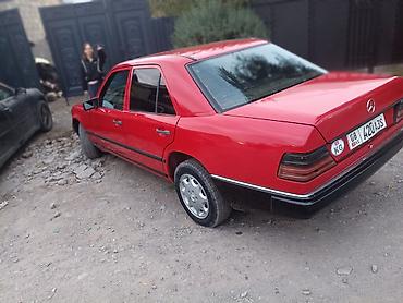 заслонка мерседес: Mercedes-Benz W124: 1988 г., Механика, Седан — 2