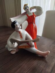 ваза для сладостей: Антикварная фарфоровая фигурка! в отличном состоянии дефектов нету!!!