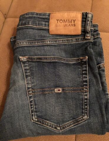 Другое: Tommy Jeans kişi cinsi - Brend: Tommy Jeans - Model: klasik 5 ciblə -